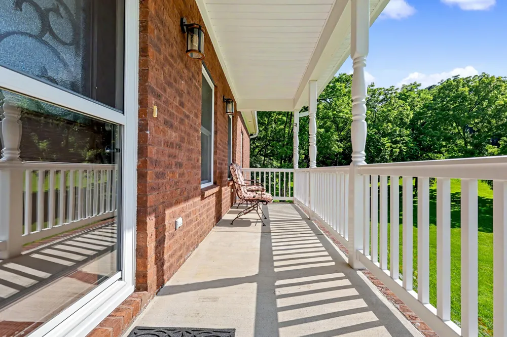 4050 Cantebury DR Culleoka, TN 38451