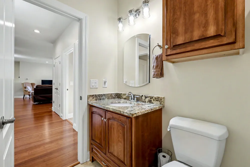 4050 Cantebury DR Culleoka, TN 38451