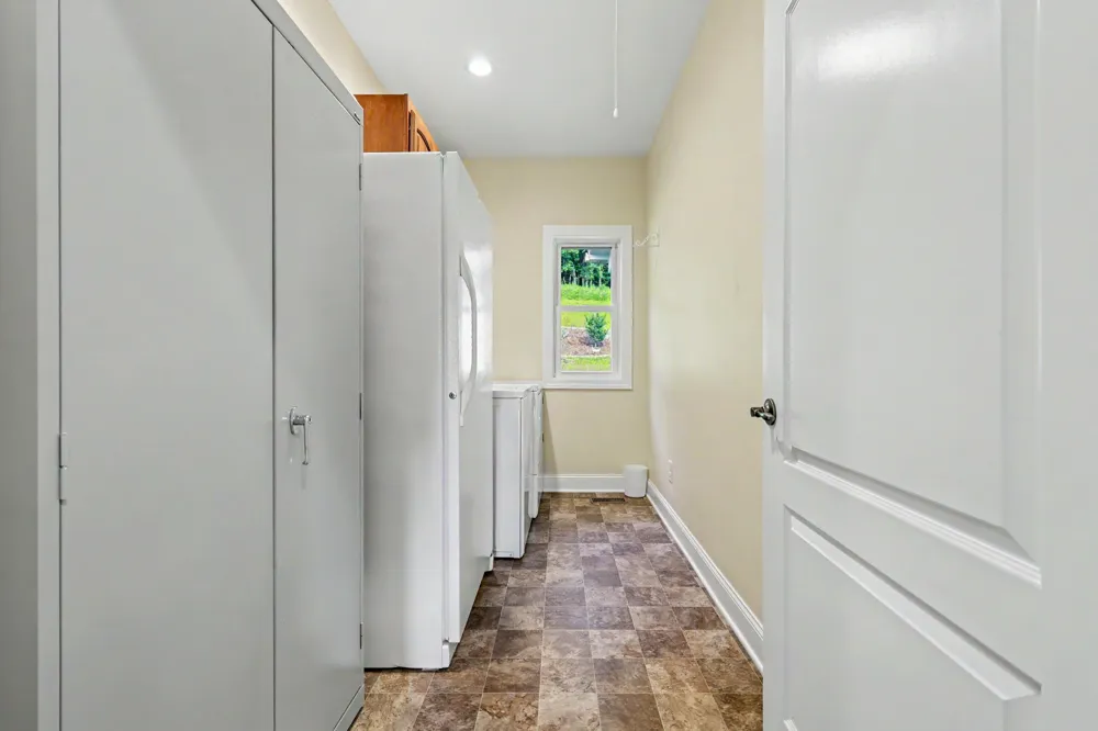4050 Cantebury DR Culleoka, TN 38451