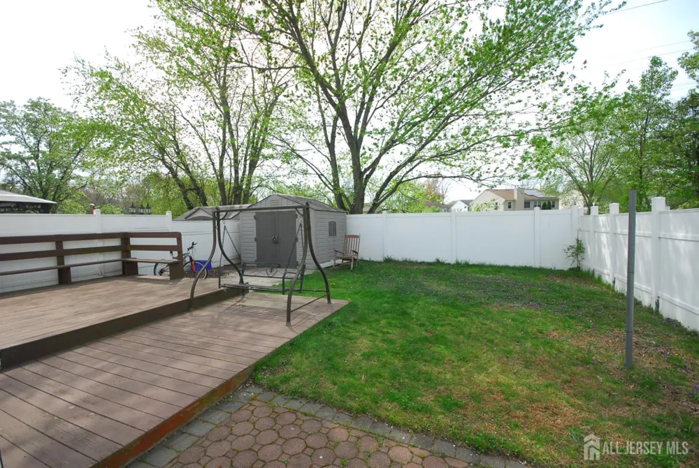 96 Brewster Circle Old Bridge, NJ 08857