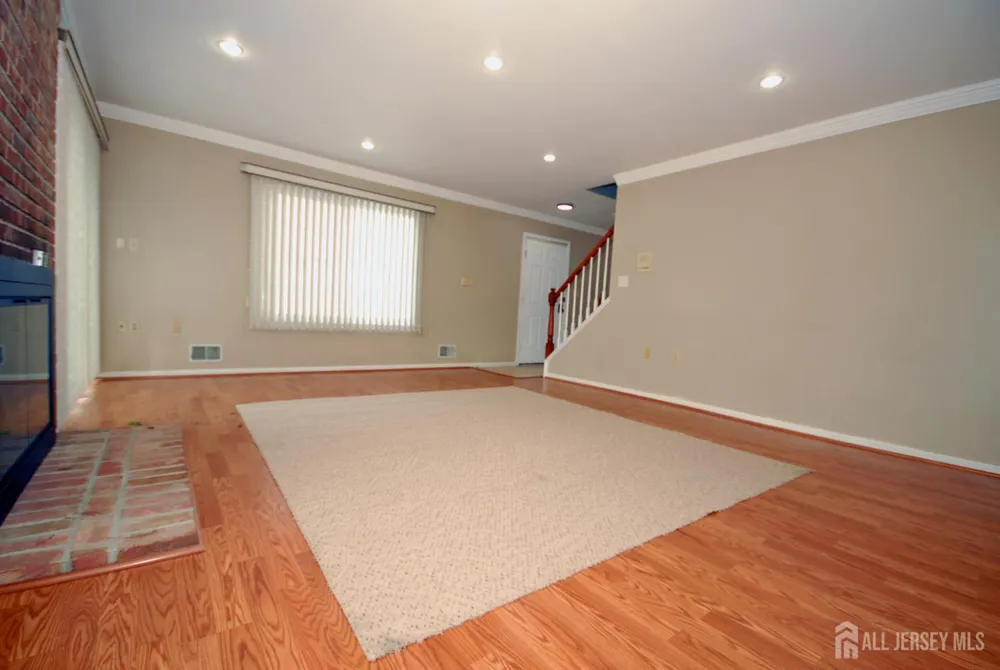 96 Brewster Circle Old Bridge, NJ 08857