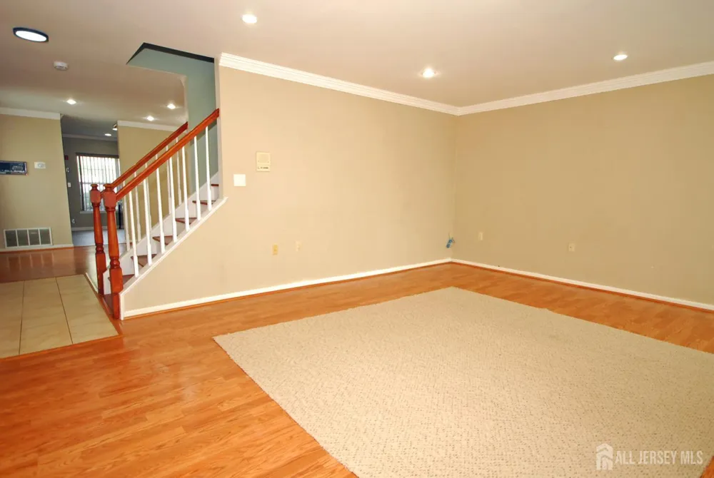 96 Brewster Circle Old Bridge, NJ 08857