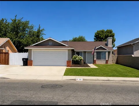 1315 E Ave J5