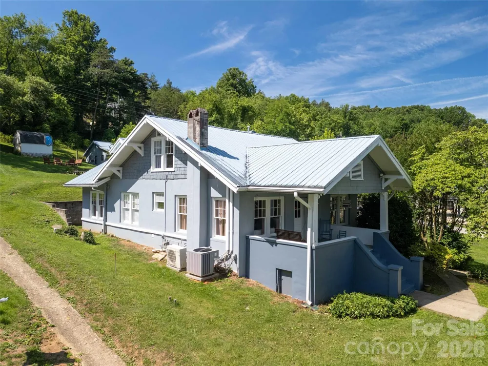 800 Main Street Bryson City, NC 28713