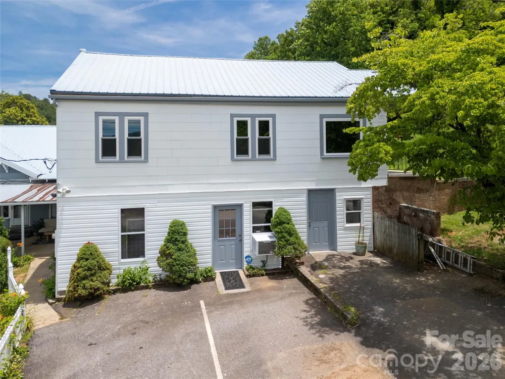 800 Main Street Bryson City, NC 28713