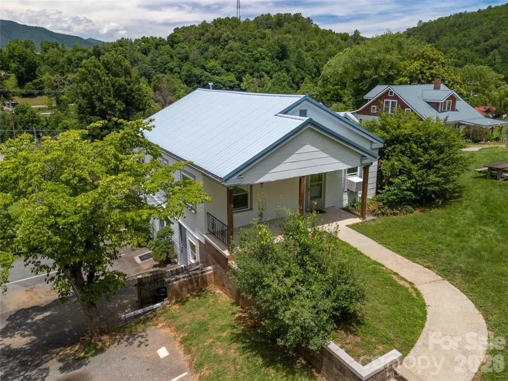 800 Main Street Bryson City, NC 28713