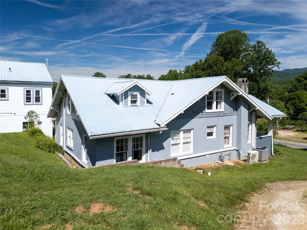 800 Main Street Bryson City, NC 28713