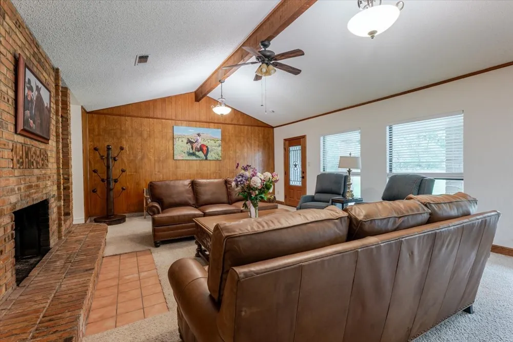 606 Grindstone Road Brock, TX 76087