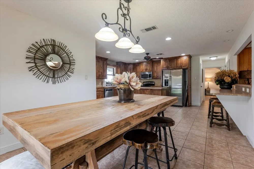 606 Grindstone Road Brock, TX 76087
