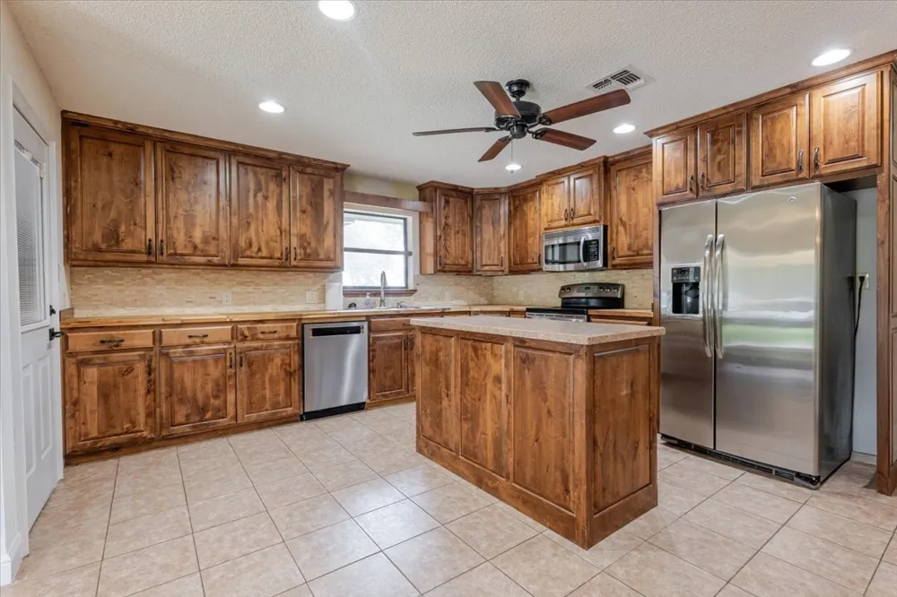606 Grindstone Road Brock, TX 76087