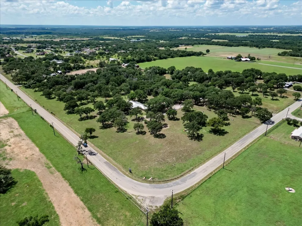 606 Grindstone Road Brock, TX 76087