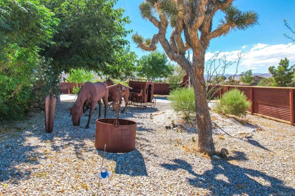 60291 La Mirada Trl Joshua Tree, CA 92252