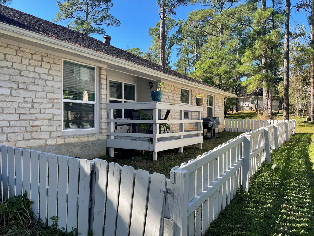 110 Kanaio Drive #B Bastrop, TX 78602