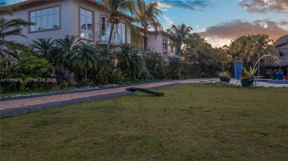 20551 SW 162nd Ave Miami, FL 33187