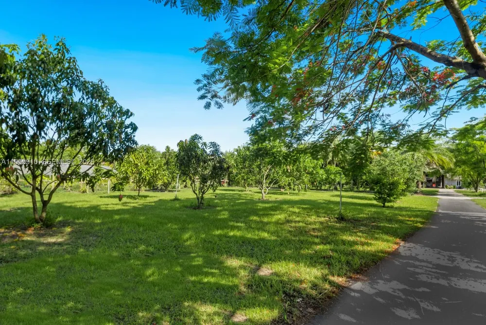 20551 SW 162nd Ave Miami, FL 33187
