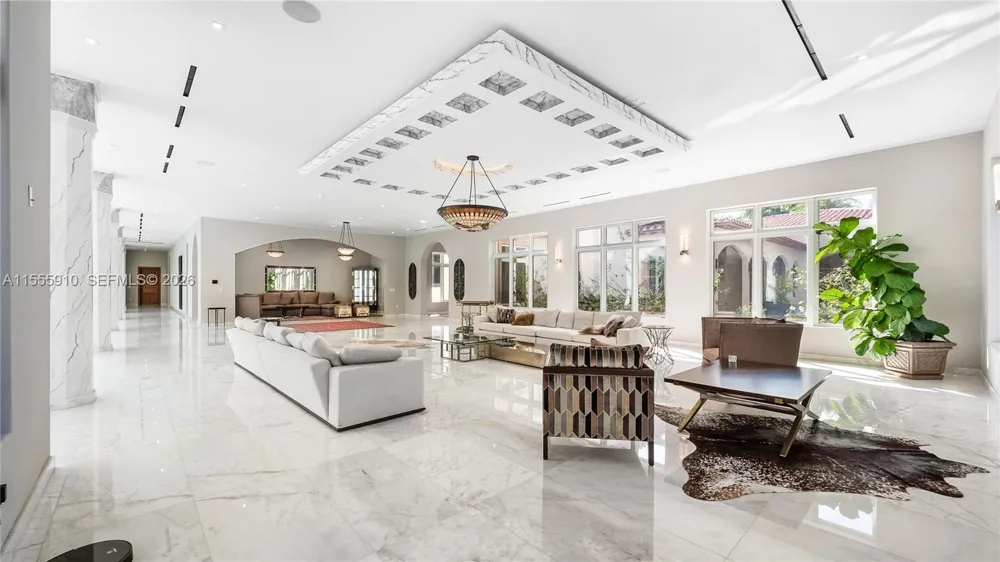 20551 SW 162nd Ave Miami, FL 33187