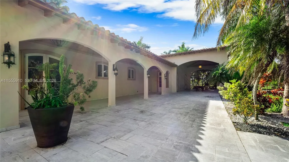 20551 SW 162nd Ave Miami, FL 33187