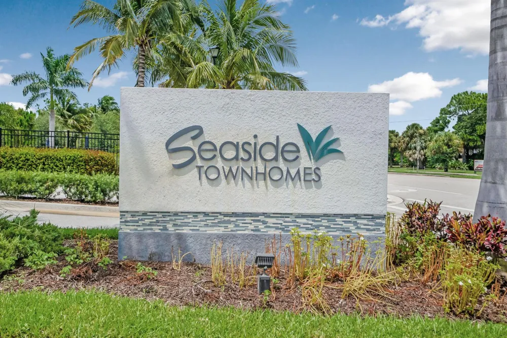 341 SE Halifax Lane Stuart, FL 34994