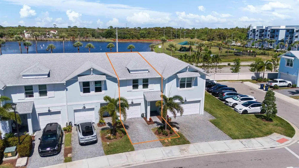 341 SE Halifax Lane Stuart, FL 34994