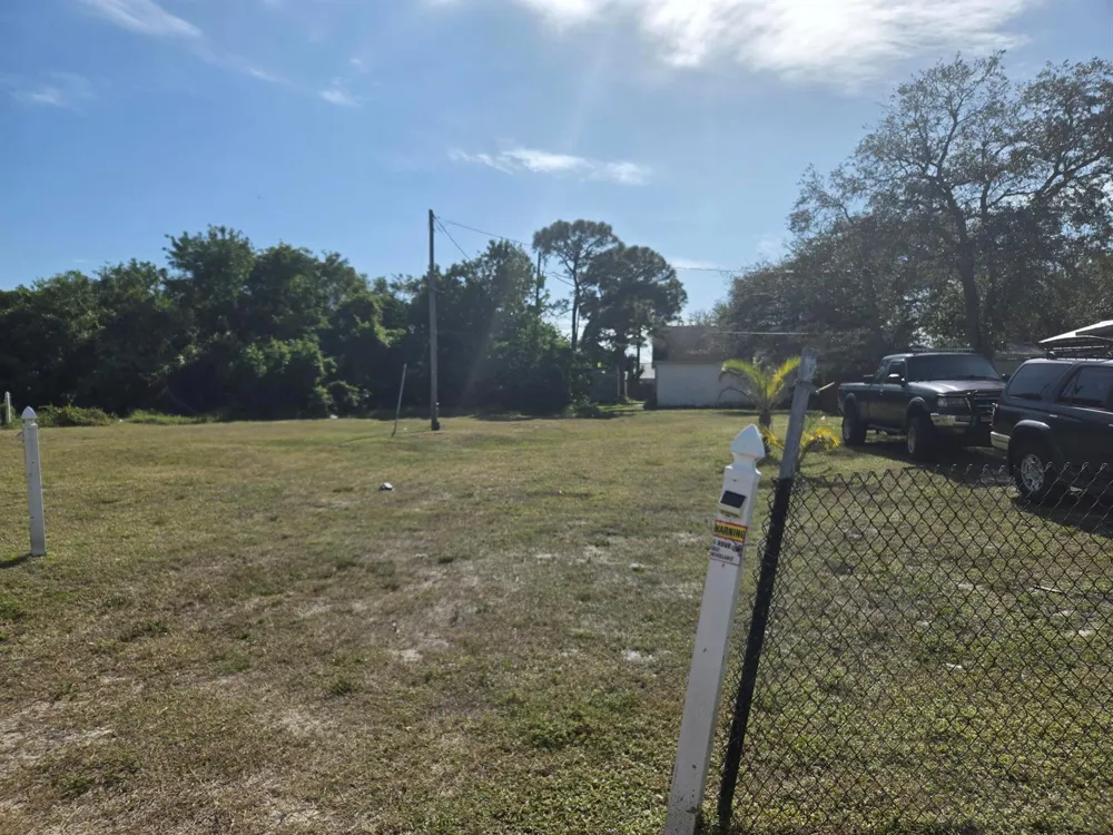 SE Primrose Way Port Salerno, FL 34997
