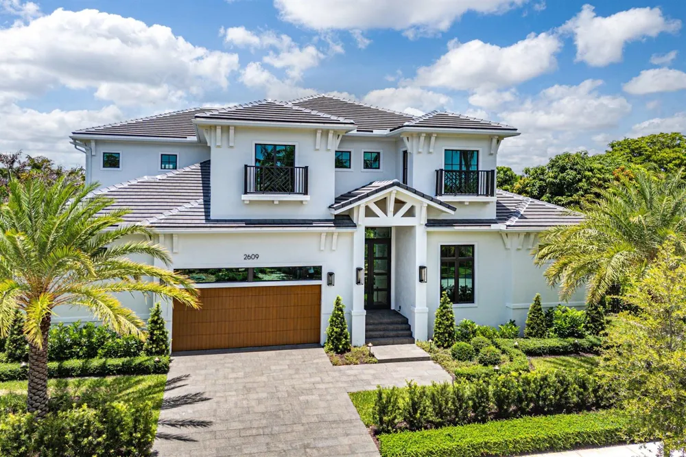 2609 NE 27th Way Fort Lauderdale, FL 33306