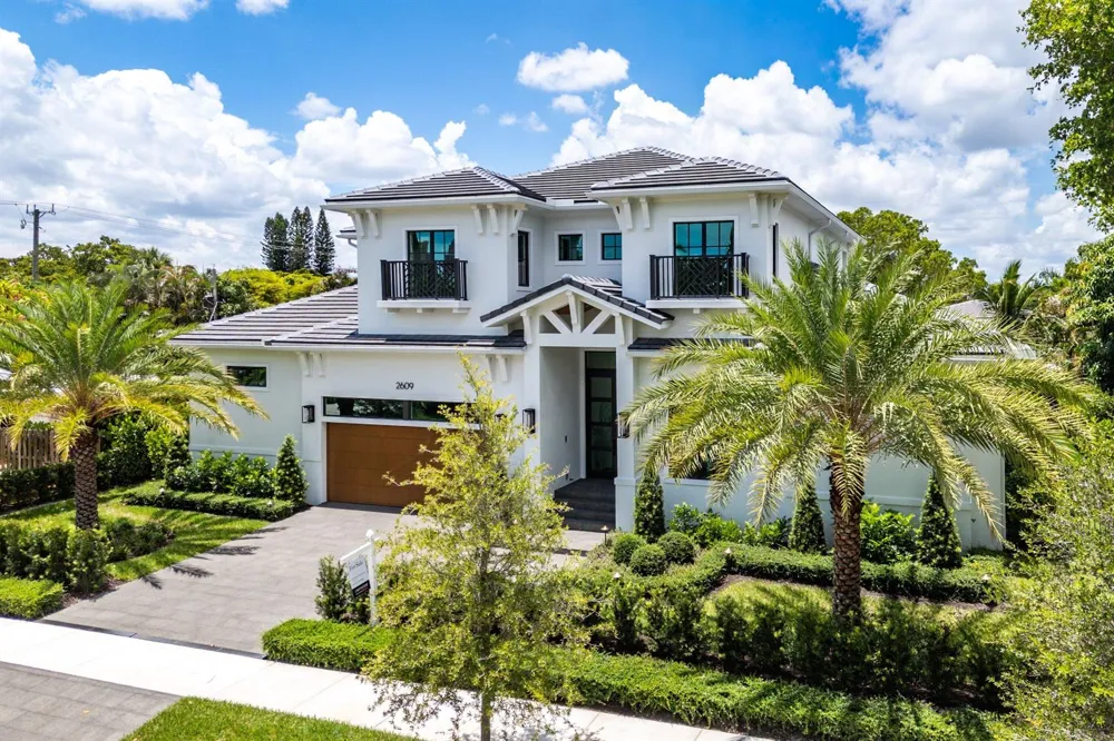 2609 NE 27th Way Fort Lauderdale, FL 33306