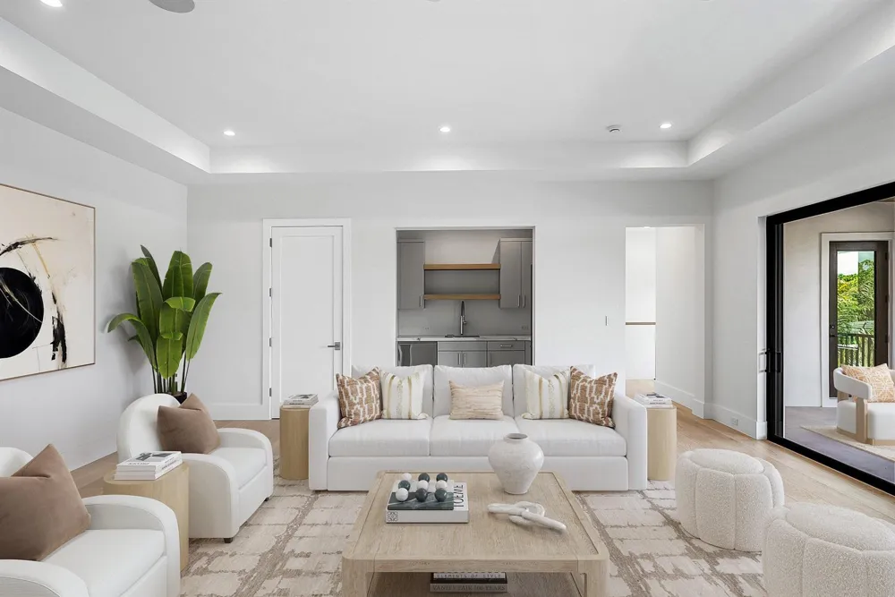 2609 NE 27th Way Fort Lauderdale, FL 33306