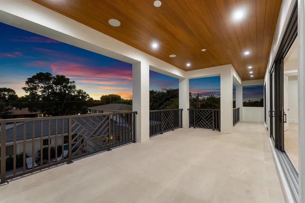 2609 NE 27th Way Fort Lauderdale, FL 33306