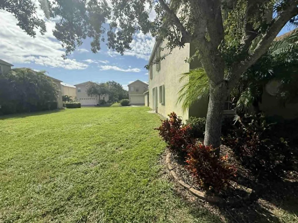 2527 SE Ruskin Drive Port St. Lucie, FL 34952