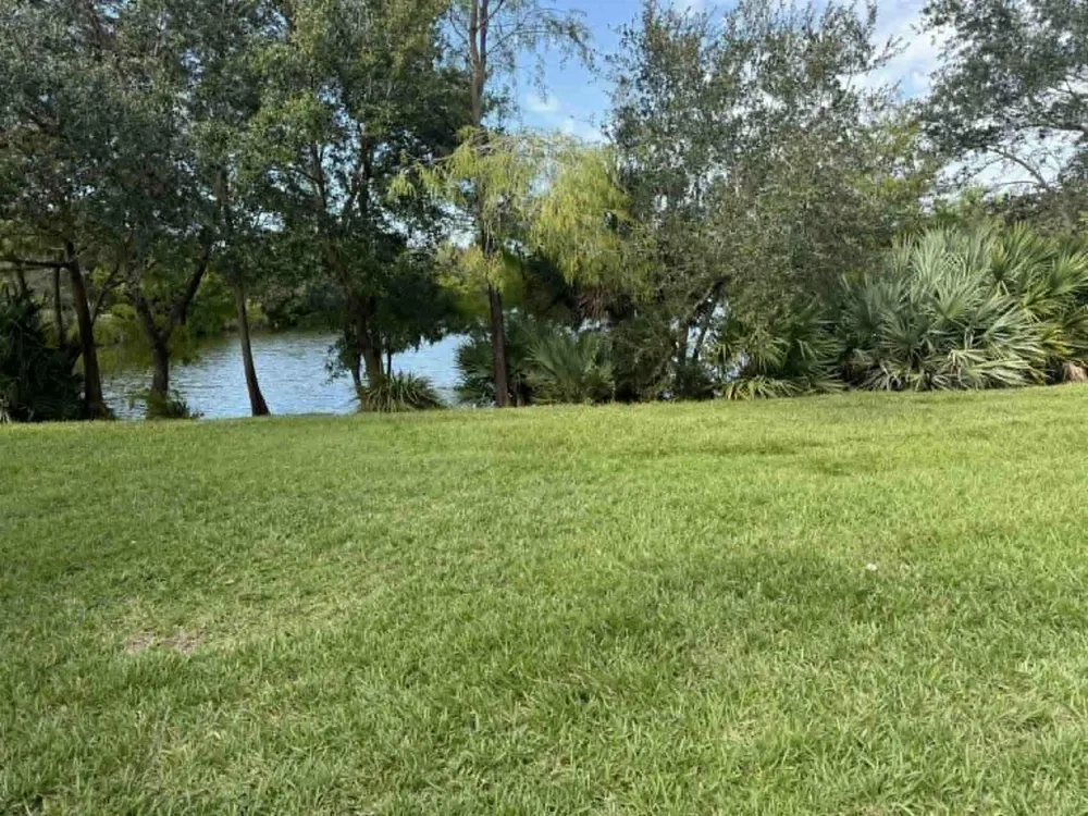 2527 SE Ruskin Drive Port St. Lucie, FL 34952