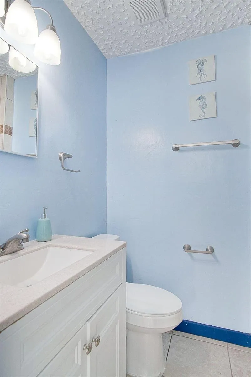 2902 Essex Drive Fort Pierce, FL 34946