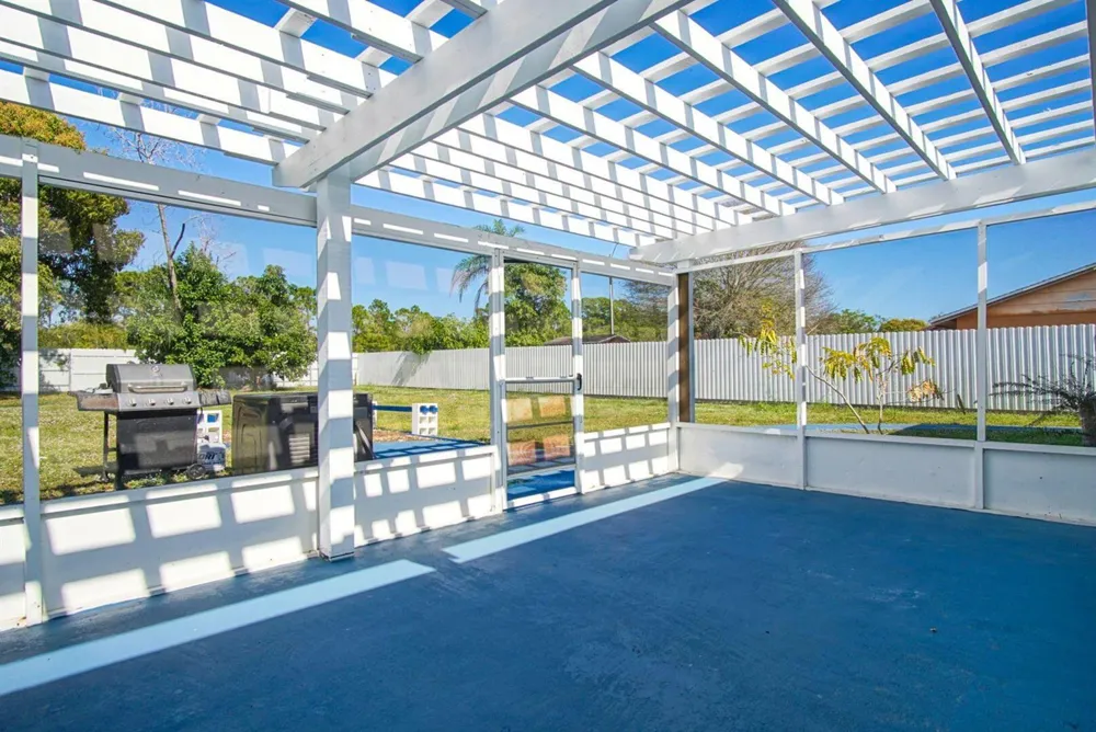 2902 Essex Drive Fort Pierce, FL 34946