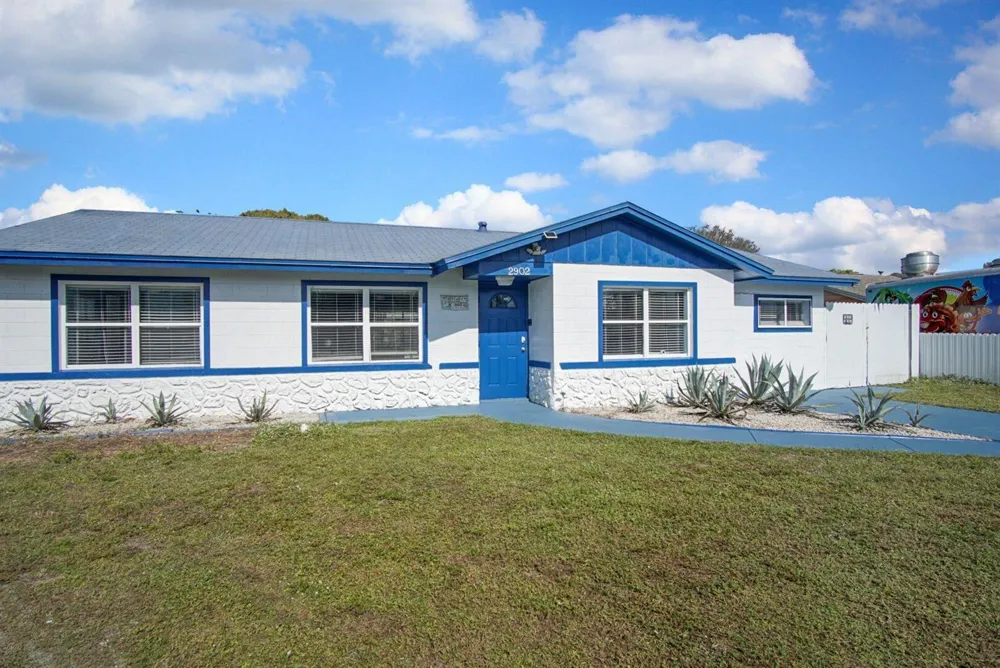 2902 Essex Drive Fort Pierce, FL 34946