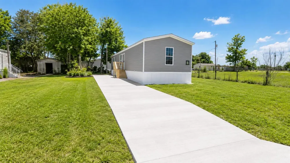 820 Maryland Avenue Clewiston, FL 33440
