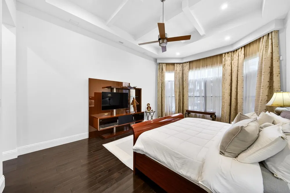 16786 Crown Bridge Drive Delray Beach, FL 33446