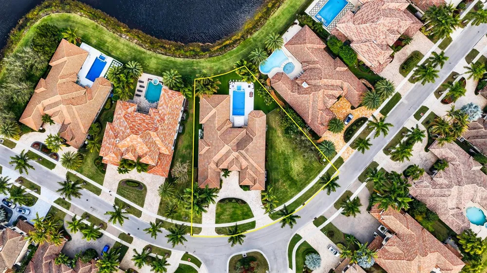 16786 Crown Bridge Drive Delray Beach, FL 33446