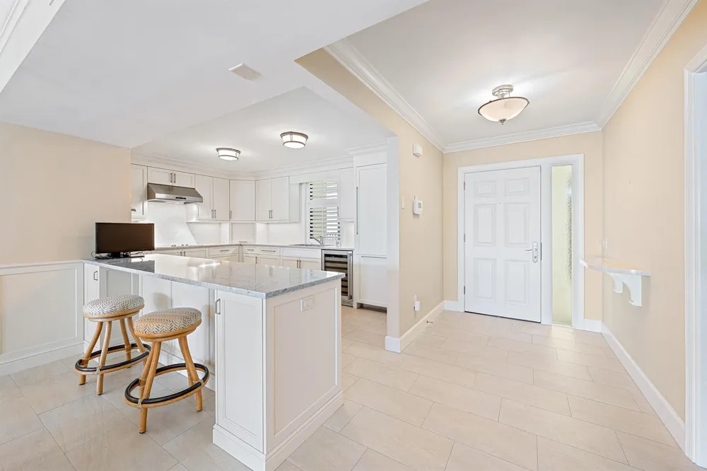 200 Beach Road #202 Tequesta, FL 33469