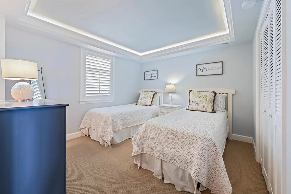 200 Beach Road #202 Tequesta, FL 33469