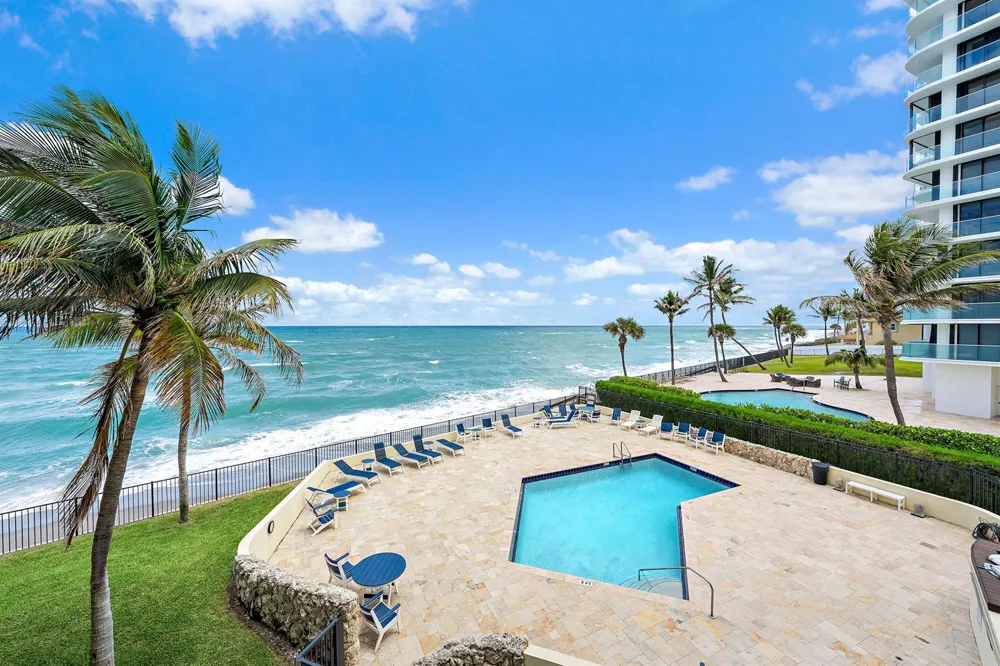 200 Beach Road #202 Tequesta, FL 33469