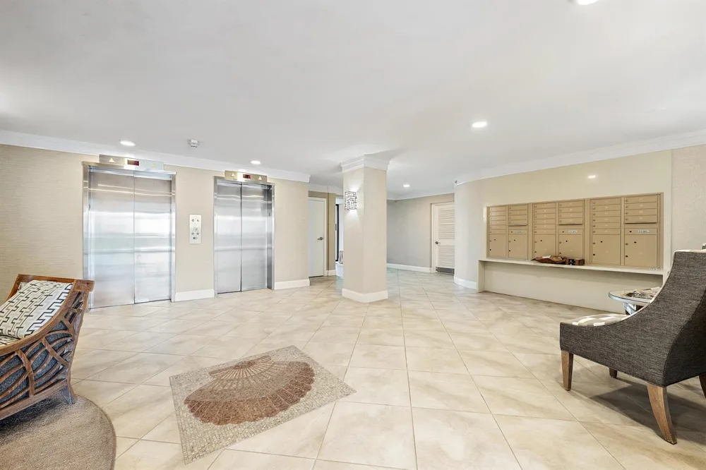200 Beach Road #202 Tequesta, FL 33469