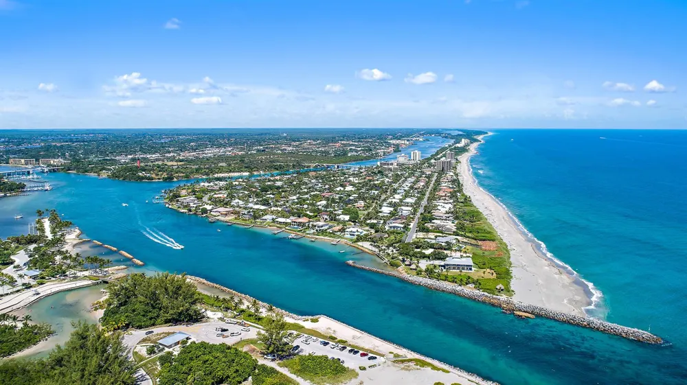 200 Beach Road #202 Tequesta, FL 33469