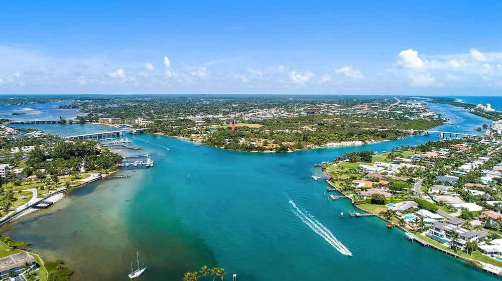 200 Beach Road #202 Tequesta, FL 33469
