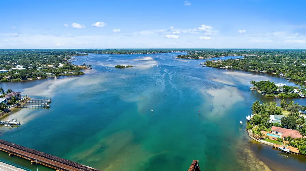 200 Beach Road #202 Tequesta, FL 33469