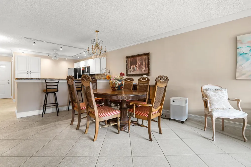 18900 Stewart Circle #7 Boca Raton, FL 33496