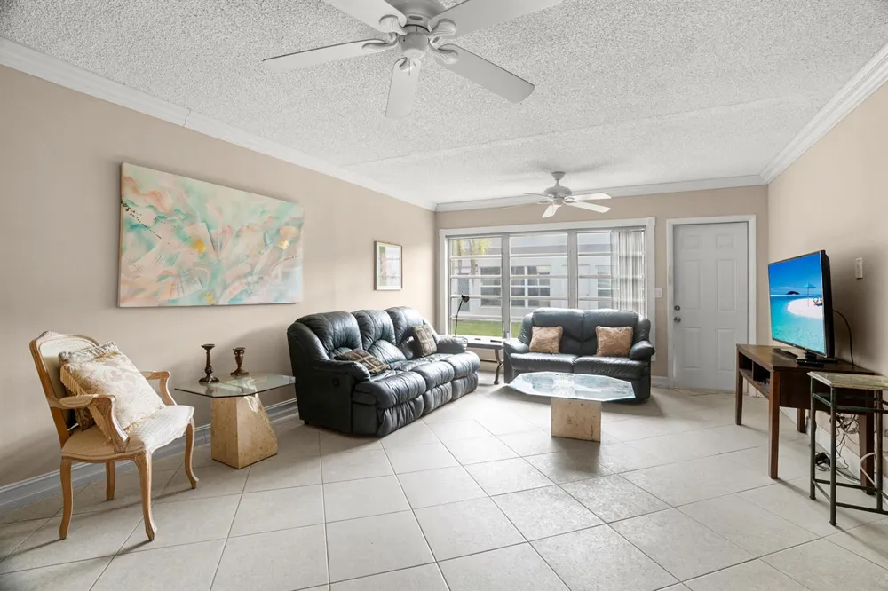 18900 Stewart Circle #7 Boca Raton, FL 33496
