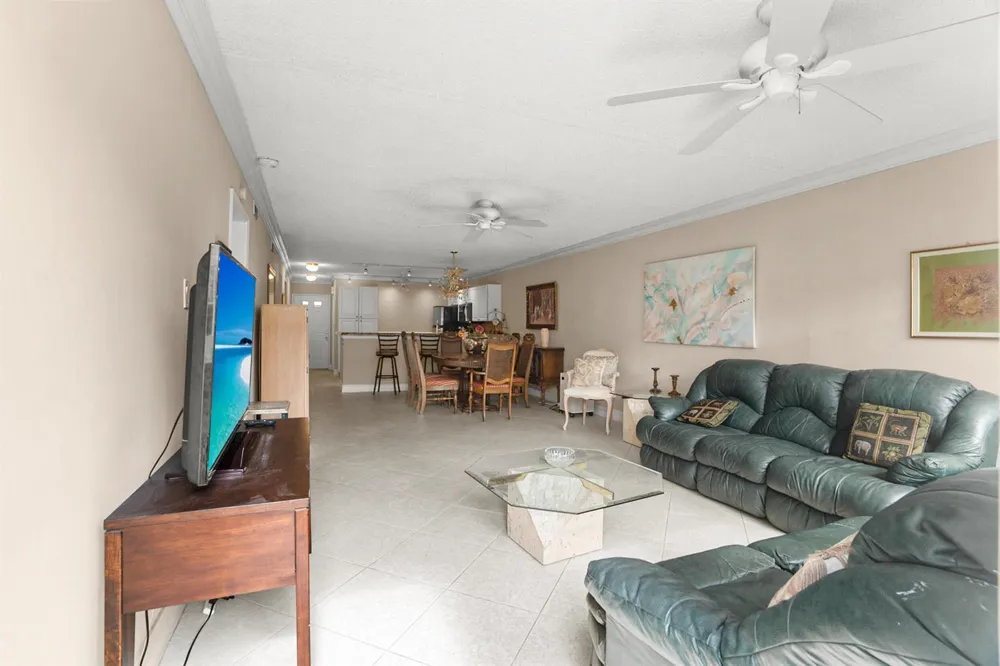 18900 Stewart Circle #7 Boca Raton, FL 33496