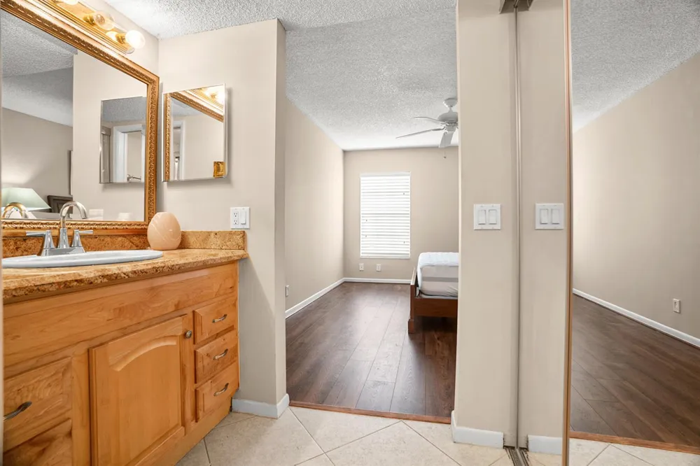 18900 Stewart Circle #7 Boca Raton, FL 33496