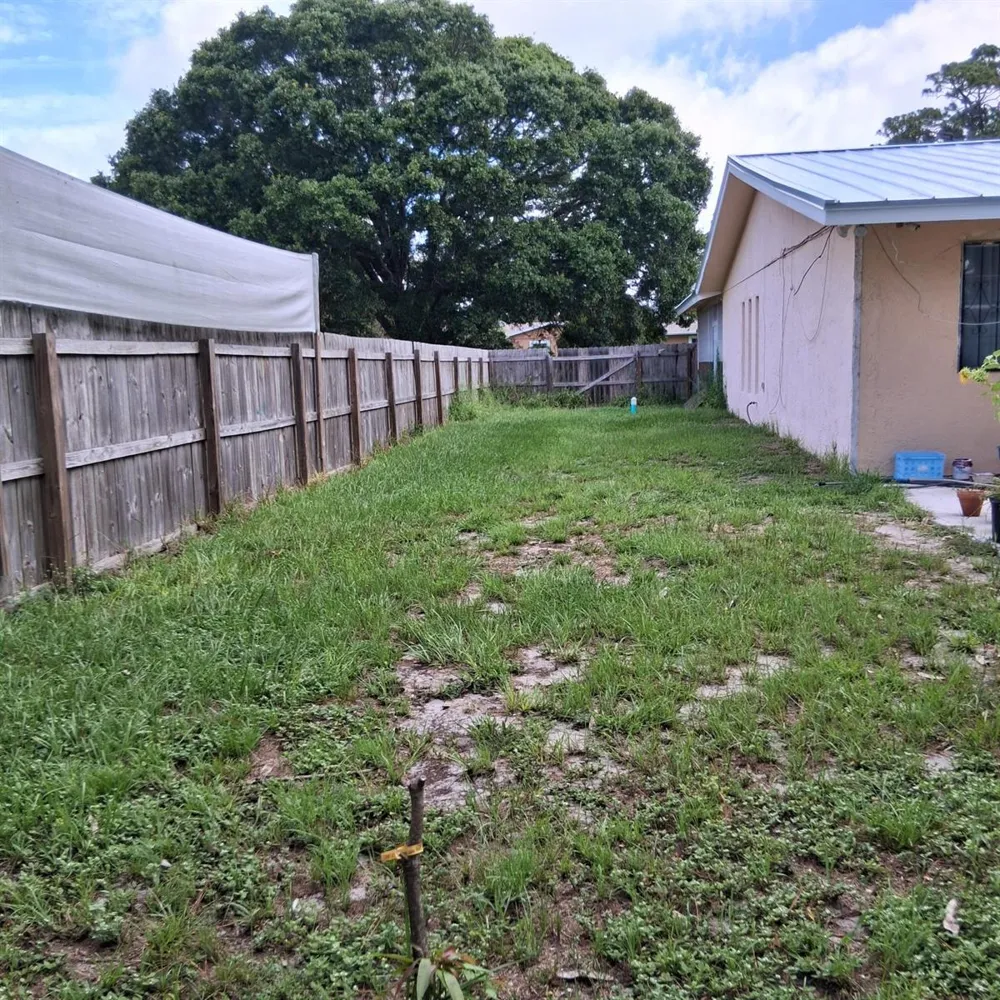 3303 S Avenue S Fort Pierce, FL 34947