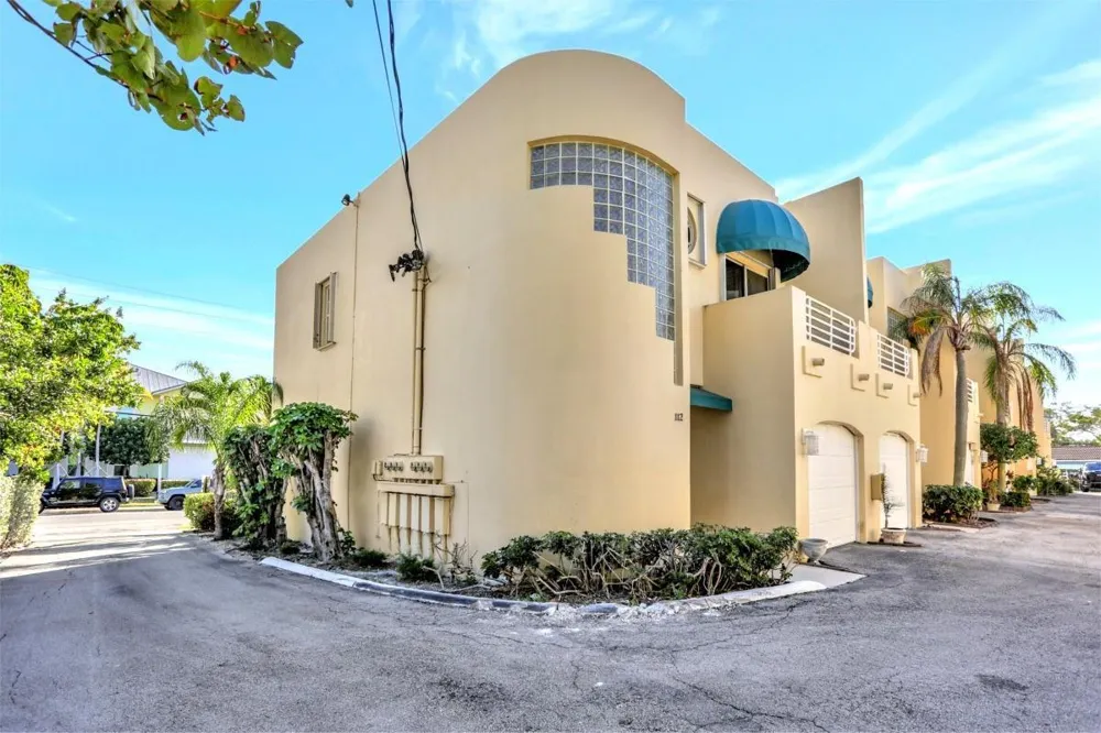 3213 NE 16th Street #112 Pompano Beach, FL 33062