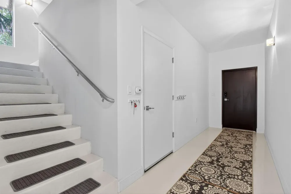 196 SE 4th Terrace #K-1 Pompano Beach, FL 33060
